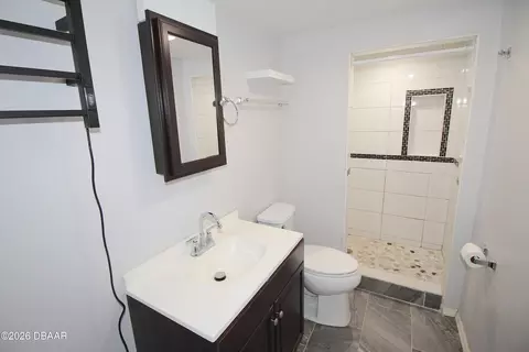 Bath - 640 N Nova Rd, Ormond Beach, FL 32174 photo 1 of 2