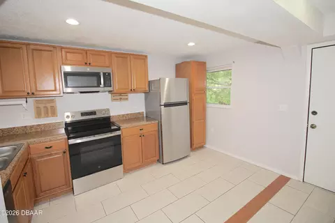 Kitchen - 640 N Nova Rd, Ormond Beach, FL 32174 photo 3 of 5