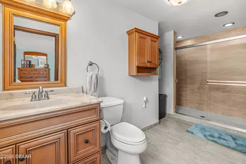 Bath - 134 Dianne Dr, Ormond Beach, FL 32176 photo 1 of 4