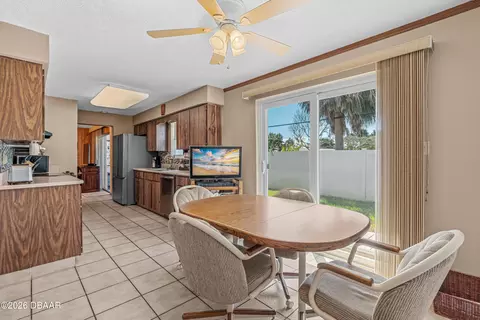 Dining - 134 Dianne Dr, Ormond Beach, FL 32176 photo 2 of 3