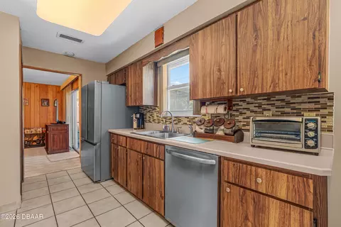 Kitchen - 134 Dianne Dr, Ormond Beach, FL 32176 photo 2 of 3