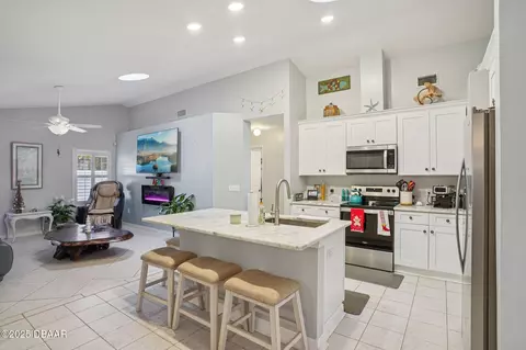 Kitchen - 2 Queen Ann Ct, Ormond Beach, FL 32174 photo 3 of 5