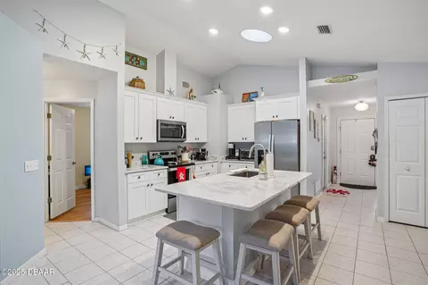 Kitchen - 2 Queen Ann Ct, Ormond Beach, FL 32174 photo 1 of 5