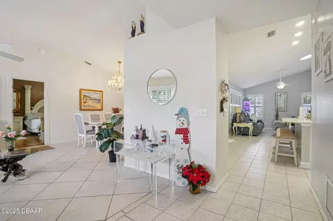 Entry Way - 2 Queen Ann Ct, Ormond Beach, FL 32174 photo 1 of 1