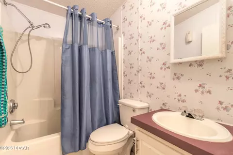 Bath - 2122 Hazelnut St, Bunnell, FL 32110 photo 1 of 2