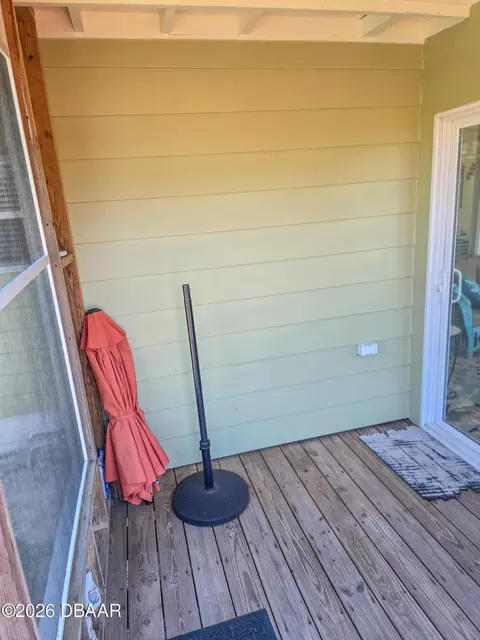 Exterior - 111 River Beach Dr, Ormond Beach, FL 32176 photo 10 of 16