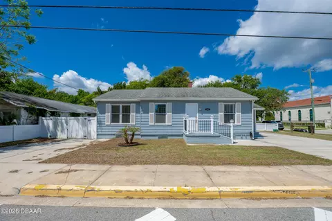 243 N Peninsula Dr, Daytona Beach, FL 32118