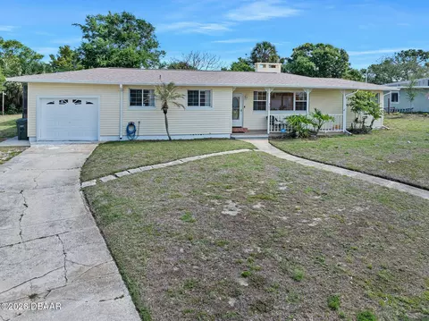 307 Manhattan Ave, Daytona Beach, FL 32118