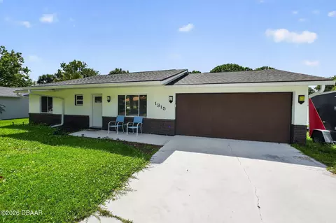 1315 Dexter Dr W, Port Orange, FL 32129