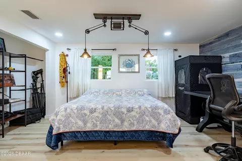 Bedroom - 500 S Riverside Dr, Edgewater, FL 32132 photo 1 of 7
