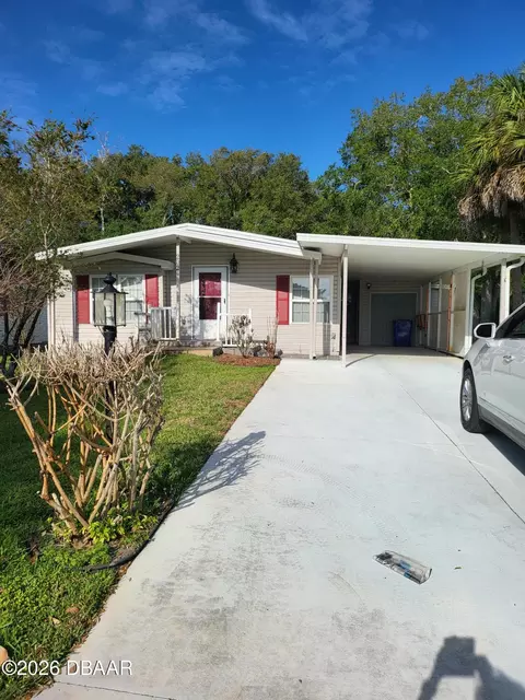202 Schooner Ave, Edgewater, FL 32141