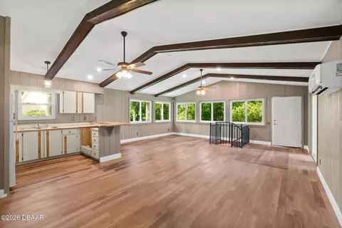 Living - 105 Willow Bend Ln, Ormond Beach, FL 32174 photo 9 of 9