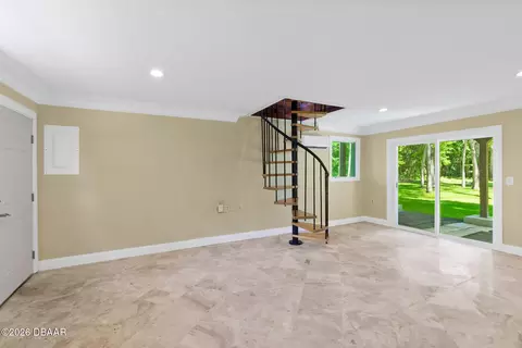 Living - 105 Willow Bend Ln, Ormond Beach, FL 32174 photo 6 of 9