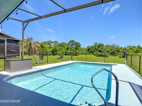 Exterior - 2519 Glenwood Dr, Edgewater, FL 32141 photo 4 of 5