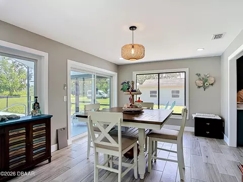 Dining - 2519 Glenwood Dr, Edgewater, FL 32141 photo 1 of 1