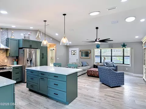 Kitchen - 2519 Glenwood Dr, Edgewater, FL 32141 photo 1 of 5
