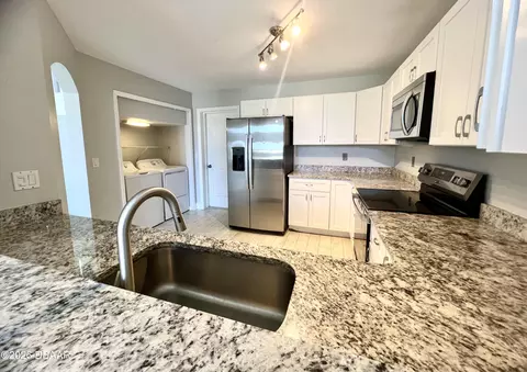 Kitchen - 3070 Ocean Shore Blvd, Ormond Beach, FL 32176 photo 1 of 3
