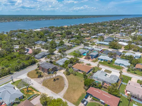 85 Dianne Dr, Ormond Beach, FL 32176 photo 9