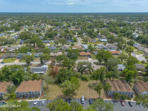 3960 Willow Trail Run #20-21, Port Orange, FL 32127