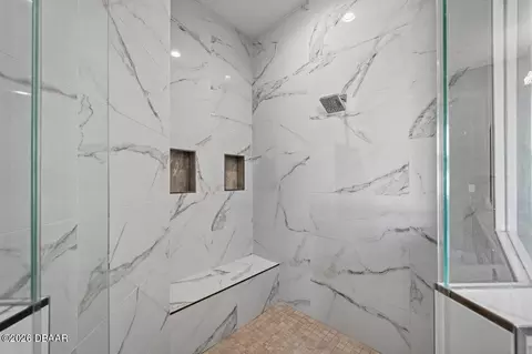 Bath - 708 Woodbridge Ct, Ormond Beach, FL 32174 photo 4 of 5