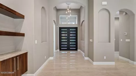 Entry Way - 708 Woodbridge Ct, Ormond Beach, FL 32174 photo 2 of 5