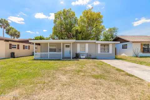 2520 Anastasia Dr, South Daytona, FL 32119