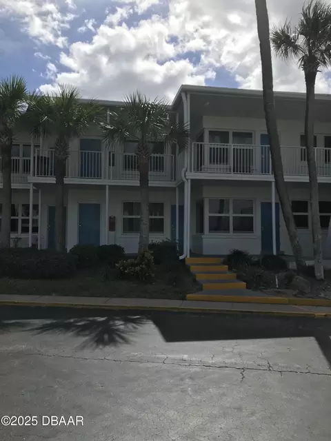 935 S Atlantic Ave, Daytona Beach, FL 32118