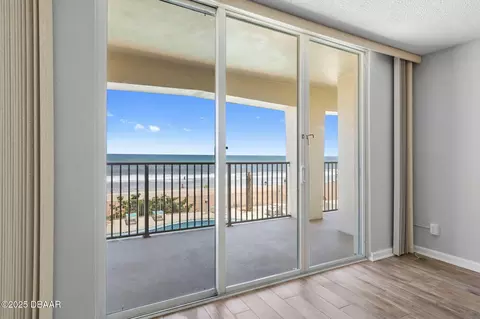 Living - 89 S Atlantic Ave, Ormond Beach, FL 32176 photo 4 of 12