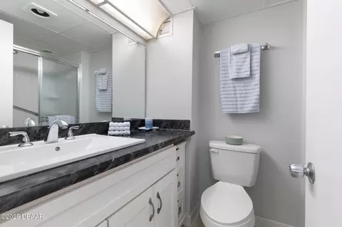 Bath - 89 S Atlantic Ave, Ormond Beach, FL 32176 photo 5 of 7
