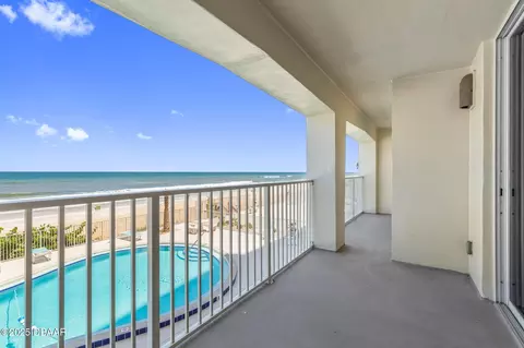 Exterior - 89 S Atlantic Ave, Ormond Beach, FL 32176 photo 4 of 13