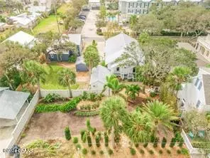 217 Esther St, New Smyrna Beach, FL 32169