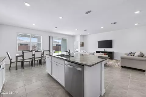 Kitchen - 4975 NW 39th Loop, Ocala, FL 34482 photo 3 of 4