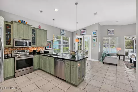 Kitchen - 41 Bay Pointe Dr, Ormond Beach, FL 32174 photo 1 of 5