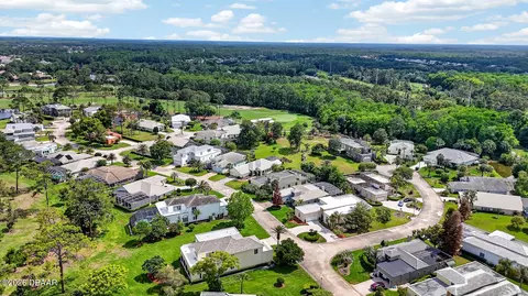 View/Area - 41 Bay Pointe Dr, Ormond Beach, FL 32174 photo 7 of 9