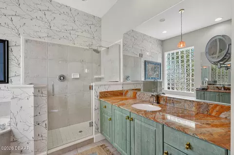 Bath - 41 Bay Pointe Dr, Ormond Beach, FL 32174 photo 1 of 5