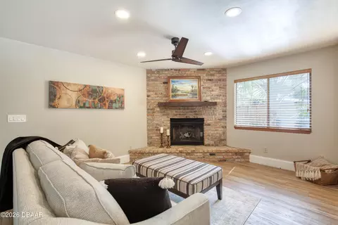 Living - 344 Tymber Run, Ormond Beach, FL 32174 photo 3 of 3