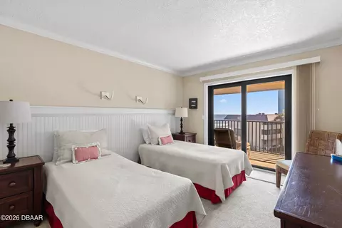 Bedroom - 935 Ocean Shore Blvd, Ormond Beach, FL 32176 photo 6 of 9