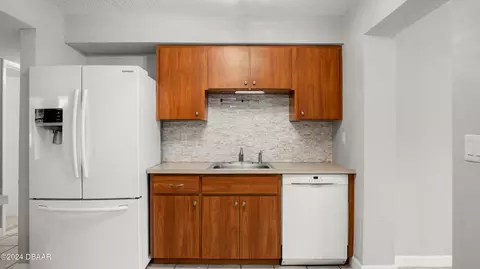 Kitchen - 358 S Orchard St, Ormond Beach, FL 32174 photo 4 of 4