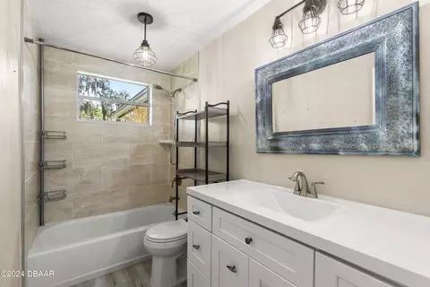 Bath - 358 S Orchard St, Ormond Beach, FL 32174 photo 1 of 1