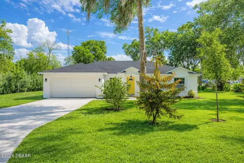 365 Alcazar Ave, De Leon Springs, FL 32130