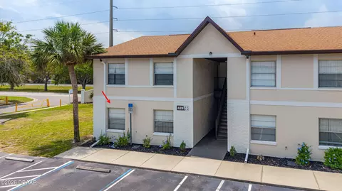 428 Banana Cay Dr, South Daytona, FL 32119