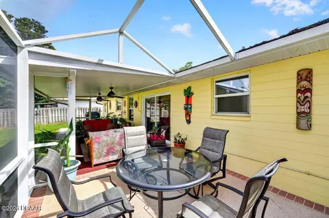 Exterior - 1114 Parkside Dr, Ormond Beach, FL 32174 photo 2 of 10