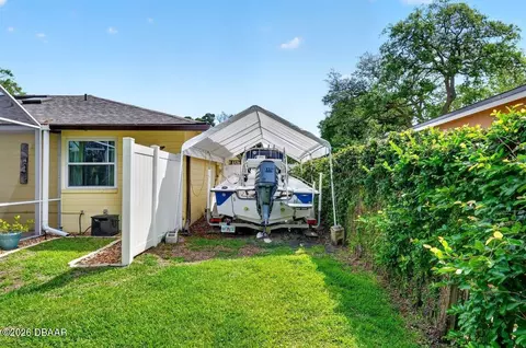 Exterior - 1114 Parkside Dr, Ormond Beach, FL 32174 photo 6 of 10