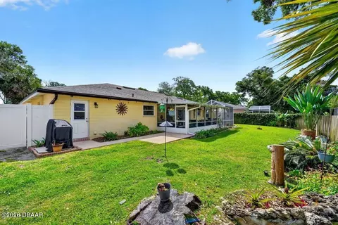 Exterior - 1114 Parkside Dr, Ormond Beach, FL 32174 photo 8 of 10