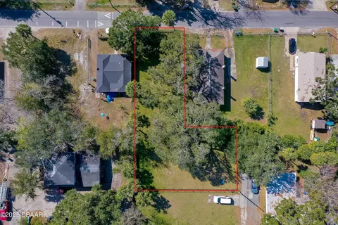 557 Park Dr, Daytona Beach, FL 32114