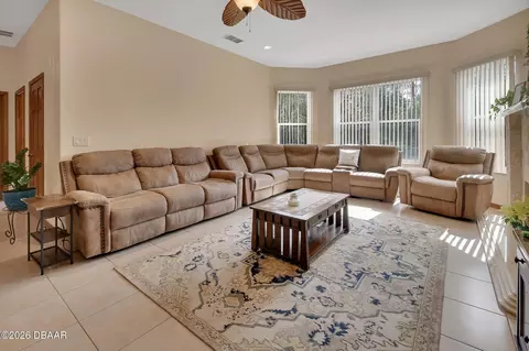 Living - 443 Juniper Ln, Ormond Beach, FL 32174 photo 1 of 2