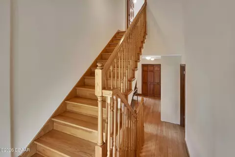 Entry Way - 443 Juniper Ln, Ormond Beach, FL 32174 photo 4 of 6