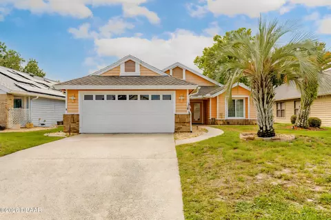143 Wood Ibis Ct, Daytona Beach, FL 32119