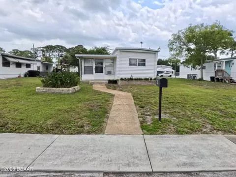 725 Marshall Cir, Port Orange, FL 32127