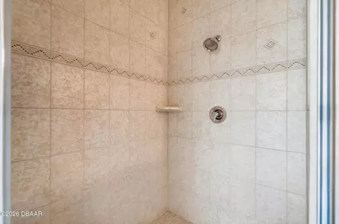 Bath - 1418 Dolph Cir, Ormond Beach, FL 32174 photo 6 of 7